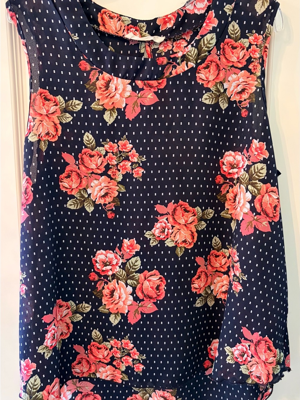 Tiffany & Grey Navy Floral Sleeveless Top with Coral Roses, Large